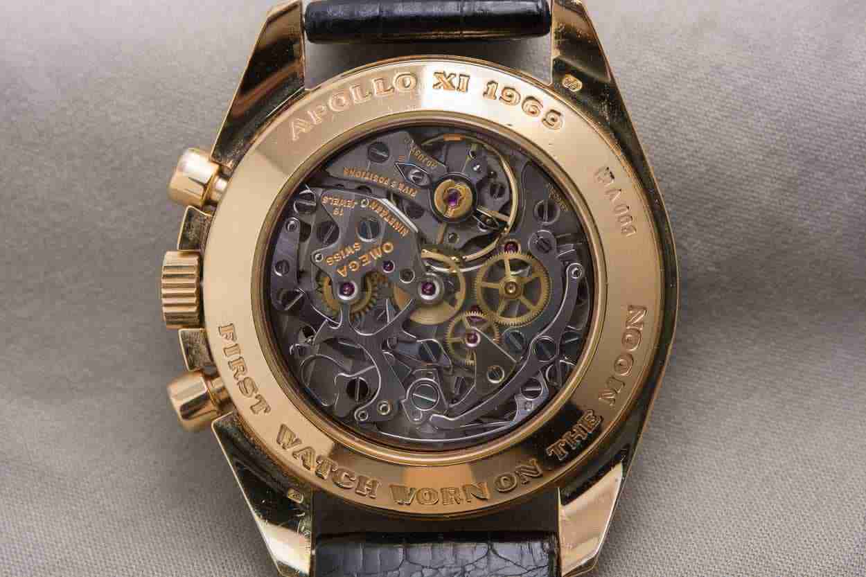 Swiss OMEGA Speedmaster Speedy Tuesday Moonwatch Professional Apollo XI Gold Watch Replica